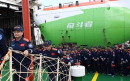 Tàu ngầm Trung Quốc chạm đáy vực Mariana - nơi được cho là sâu nhất đại dương và livestream về