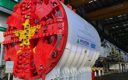 Cận cảnh robot đào hầm nặng 850 tấn của Metro Nhổn-ga Hà Nội về đến Việt Nam