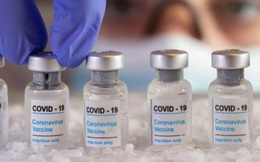 Tâm lý lo lắng và hoài nghi phía sau cuộc đua phát triển vaccine Covid-19