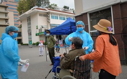 Thủ tướng giao Bộ Y tế, Bộ Công an phối hợp xử lý nghiêm bệnh nhân "đưa cơm trong BV Bạch Mai" vì khai báo vòng vo, thiếu trung thực