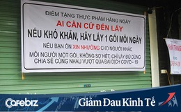 "Nếu khó khăn, cứ lấy một phần. Nếu bạn ổn, xin nhường cho người khác": Những tấm lòng tử tế ở khắp nơi thời Covid-19