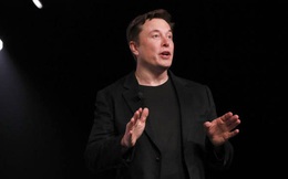 Elon Musk phản pháo cáo buộc chưa chuyển máy thở cho bệnh viện, tag cả thống đốc bang trên Twitter để hỏi rõ sự việc