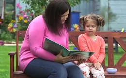 Thần đồng 4 tuổi biết 7 ngôn ngữ và chia sẻ của bà mẹ về cách dạy con khiến mọi người kinh ngạc