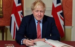 Nóng: Thủ tướng Anh phải vào phòng chăm sóc đặc biệt vì tình trạng sức khoẻ xấu đi sau khi nhiễm Covid-19