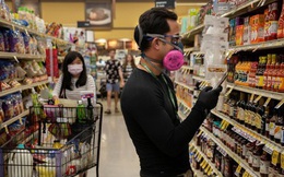 Nhiều người Mỹ đi siêu thị hộ để kiếm tiền sống qua đại dịch COVID-19