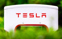 Tesla chuẩn bị ra mắt loại pin mới, có thể đặt dấu chấm hết cho lợi thế giá cả của xe xăng