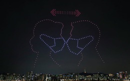 Hàng trăm drone thắp sáng bầu trời, truyền thông điệp tích cực về dịch Covid-19 tại Hàn Quốc