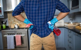 Đàn ông chăm làm việc nhà giúp vợ hơn trong mùa dịch Covid-19