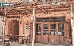 Cửa hàng Starbucks tại xứ siêu giàu gây bất ngờ với mái lá, tường nứt cũ kỹ như nhà đất Việt Nam