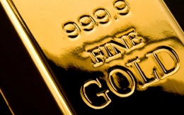 Vì sao giá vàng phá vỡ ngưỡng 2.000 USD/ounce, vượt qua đỉnh cao mọi thời đại?