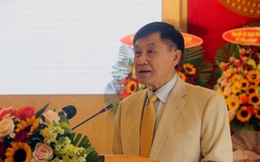 "Vua hàng hiệu" Johnathan Hạnh Nguyễn tài trợ 5 triệu USD lập quy hoạch Khu kinh tế Vân Phong
