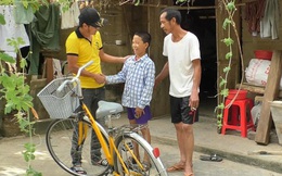 Xin xe đạp cũ - tặng lại cho người cần: Dự án hồi sinh xe giúp trẻ em nghèo của quản lý khách sạn