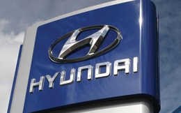 Giá cổ phiếu tăng 25% chỉ trong 1 phiên, cha con Chủ tịch Hyundai Motor lập tức kiếm thêm 2 tỷ USD nhờ tin đồn với Apple
