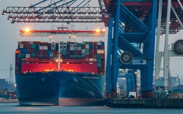 Giá container rỗng thậm chí đã tăng gấp 10, doanh nghiệp gần như không còn lợi nhuận, có bên phải đóng cửa trong tháng 12/2020