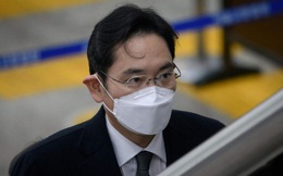 "Thái tử" Samsung quyết định không kháng cáo bản án 2,5 năm tù