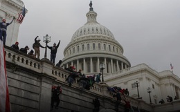 Hỗn loạn chính trường Mỹ: Khi đồi Capitol thất thủ