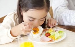 3 kiểu bữa sáng cực kỳ dễ gây ung thư cho trẻ nhỏ, hơn nữa còn gây đau dạ dày và làm tổn thương nhiều cơ quan