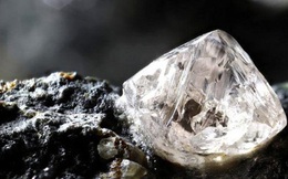 Kim cương từ sâu bên trong Trái đất chứa khoáng chất chưa từng thấy