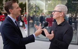 Sau nhiều năm làm khó, Tim Cook giờ lại "thấy vui" vì người dùng có thể tự mua linh kiện về sửa iPhone tại nhà