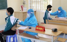 4 học sinh Bắc Giang sốc phản vệ sau tiêm vaccine Covid-19: Nguyên nhân do đâu?