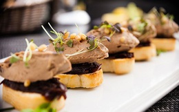 Mặt trái tăm tối của "Foie Gras" - niềm tự hào đắt đỏ của ẩm thực nước Pháp