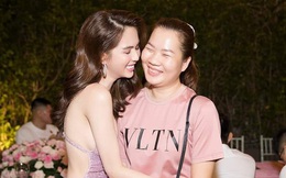 Chưa từng tiết lộ con số trả lương cụ thể nhưng "osin" nhà Ngọc Trinh được mua hẳn xế hộp bạc tỷ, nghỉ dưỡng resort, "thưởng nóng" liên tục!