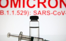 Với biến thể Omicron, 2 mũi vắc-xin không còn là "thẻ xanh"