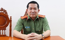 Đại tá Đinh Văn Nơi nói các nhóm tội phạm không chỉ muốn dùng tiền "điều" ông đi, mà còn dùng thủ đoạn nguy hiểm đe dọa