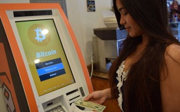 ATM Bitcoin tràn ra khắp nước Mỹ: “Đút” vào 1 đồng lấy ra tương đương 923 triệu VNĐ - có thật ‘dễ ăn’ như vậy không?