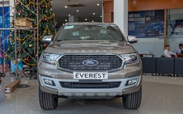 Đại lý xả kho Ford Everest phiên bản mới: Giảm kỷ lục 100 triệu đồng dù mới bán vài tháng tại Việt Nam