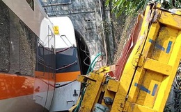 Hình ảnh toa tàu, xe tải nát vụn trong vụ tai nạn thảm khốc làm ít nhất 48 người chết ở Đài Loan