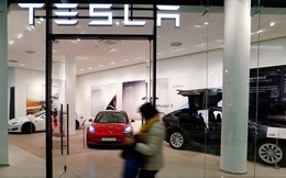 Chủ sở hữu xe điện Tesla ở Trung Quốc: Nó từng là niềm kiêu hãnh, nhưng bây giờ chỉ mang tới sự khinh thường