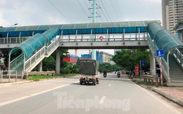 Vì sao nhiều cầu vượt đi bộ tiền tỷ Hà Nội ế khách?