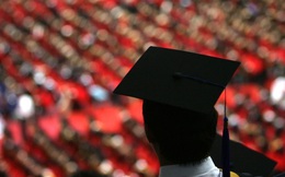 Nhà máy tuyển công nhân toàn có bằng thạc sĩ, cử nhân: Nỗi đau của hàng triệu sinh viên ra trường mỗi năm tại Trung Quốc