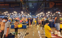 Khẩn trương làm sạch các chợ truyền thống tại Tp. HCM