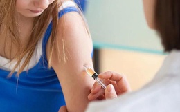 Ngực phụ nữ to hơn sau khi tiêm vắc xin Covid-19: Các chuyên gia giải thích nguyên nhân