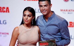 Bạn gái của Cristiano Ronaldo: Từ nhân viên bình thường tại Gucci tới mẹ 4 con được siêu sao bóng đá thế giới hết mực cưng chiều, đeo trên tay nhẫn 20 tỷ đồng