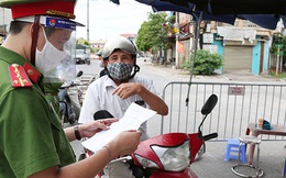 Hà Nội siết chặt cấp giấy đi đường, yêu cầu xuất trình cả lịch làm việc