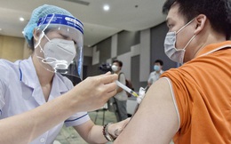 TP.HCM tăng tốc phủ vắc xin để tiến đến "bình thường mới" sau ngày 15/9