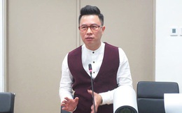 "Thầy Lê Anh sử dụng mạng xã hội Facebook là quyền tự do ngôn luận và thông tin cá nhân"