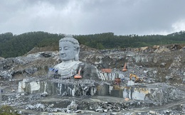 Tượng Phật khổng lồ "mọc" lên giữa mỏ đá gây xôn xao ở Đà Nẵng