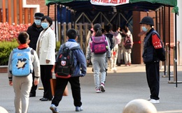 Hơn 5 triệu học sinh Trung Quốc bị dị tật cột sống