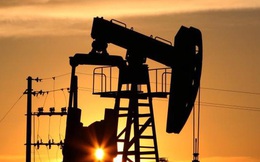 Giá dầu vượt 90 USD/thùng do căng thẳng Nga - Ukraina