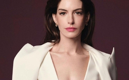 Anne Hathaway gây sốt với vẻ đẹp chuẩn “nữ thần” ở tuổi U40