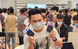 Việt Nam chính thức mở bán iPhone 14: TGDĐ thu về tầm 2.000 tỷ đồng, sức mua gấp 3 so với iPhone 13