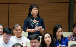 Đại biểu hỏi 'xăng dầu thiếu thật hay thiếu giả?', bộ trưởng nói thiếu hàng cục bộ là bất thường