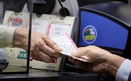 California không cho phép người trúng giải độc đắc Powerball 2 tỉ USD ẩn danh