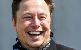 Vì sao tỷ phú Elon Musk thường gửi email cho nhân viên vào giờ trái khoáy?