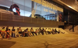 Người Thái xếp hàng qua đêm chờ mua xe điện Trung Quốc như mua iPhone