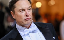 Elon Musk dọa kiện và bắt nhân viên bồi thường nếu rò rỉ tin mật của công ty cho các phương tiện truyền thông